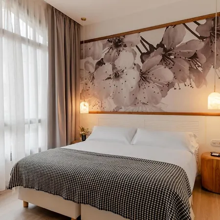 Hiru Uhinak Hotel