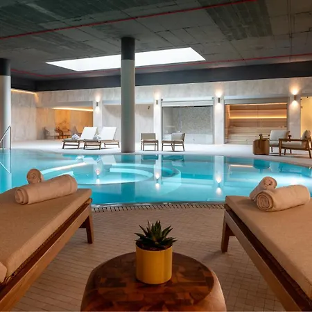 Hiru Uhinak Hotel