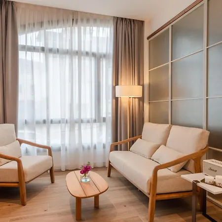 Hiru Uhinak Hotel