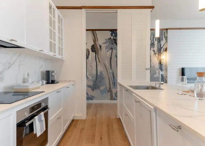 Hiru Uhinak 호텔 4*