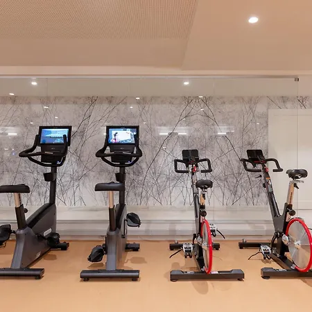 Hiru Uhinak Hotel 4*