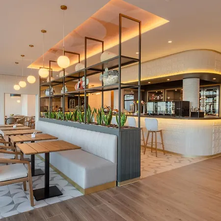 酒店 Hiru Uhinak 德巴