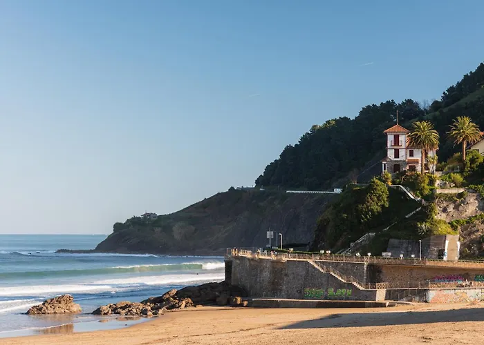 酒店 Hiru Uhinak 4*