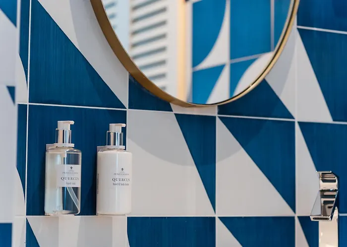 Hiru Uhinak 酒店 4*