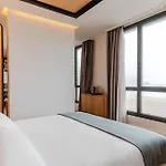 Hotel Hiru Uhinak 4*