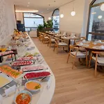 Hotel Hiru Uhinak