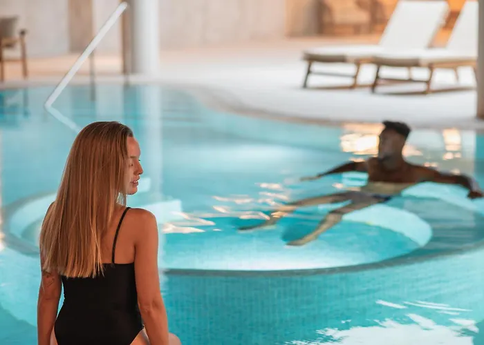 Hotel Hiru Uhinak Deba